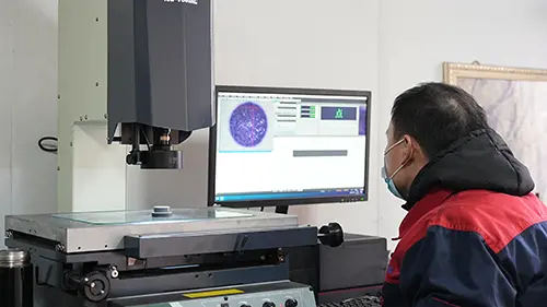 Acuta visione et subtili moderatione, qualitatem defensionis in forma formarum firmiter stabilimus.